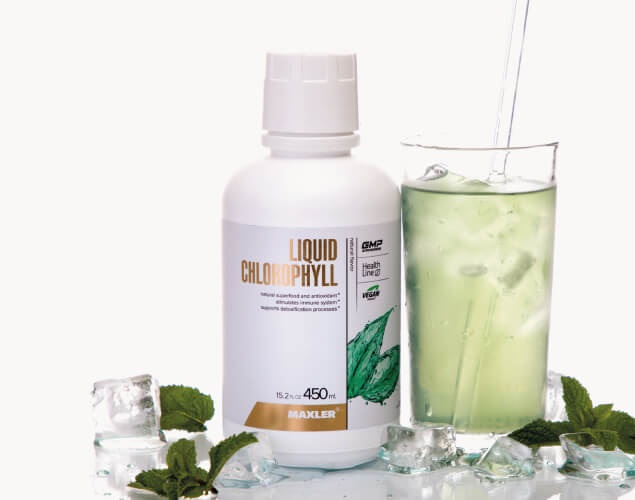 Liquid Chlorophyll in a plastic can and in a glass