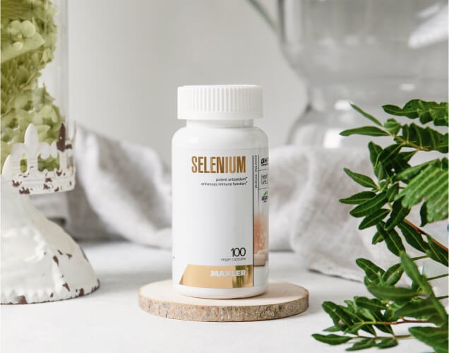 A dietary supplement, Selenium, in caps - a potent antioxidant